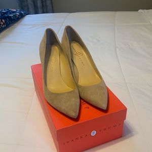 Suede pumps. 3” heel. A good neutral color that will go with anything.